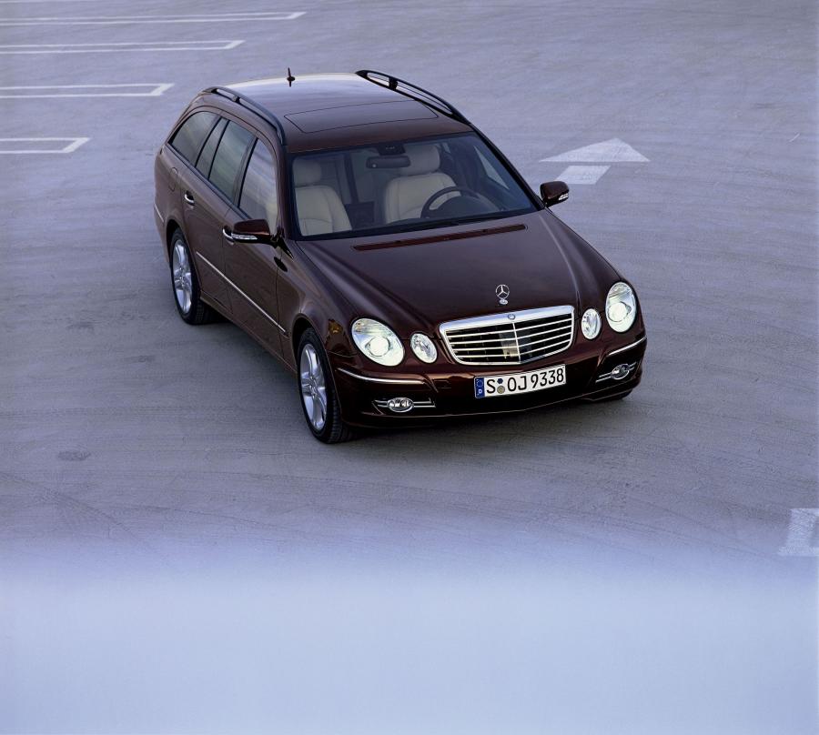  Mercedes-Benz E-Class Estate 2007 года  (фото 32 из 43)